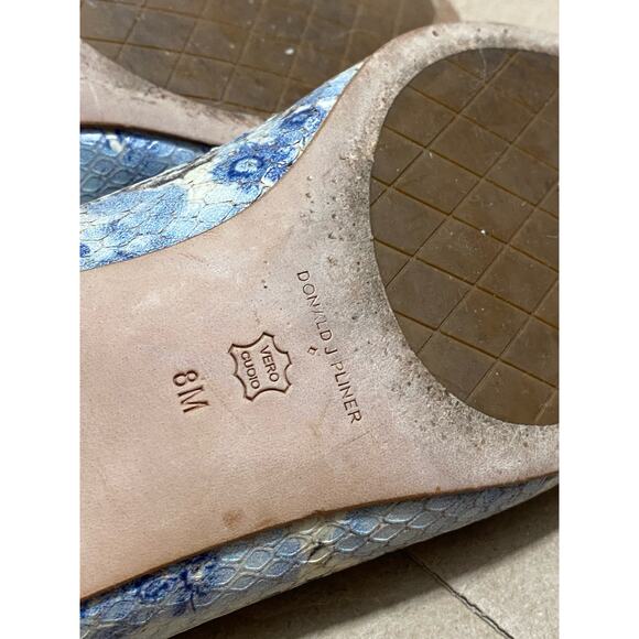 Donald J pliner Adore Gray Python Studded Flats size 8 M Great condition!! - Picture 7 of 10